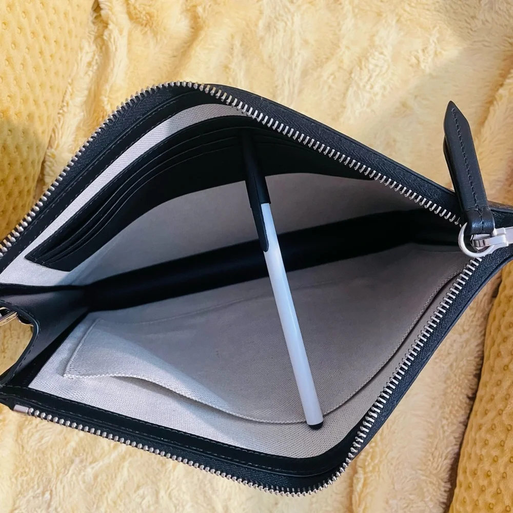Gucci men’s Clutch bag